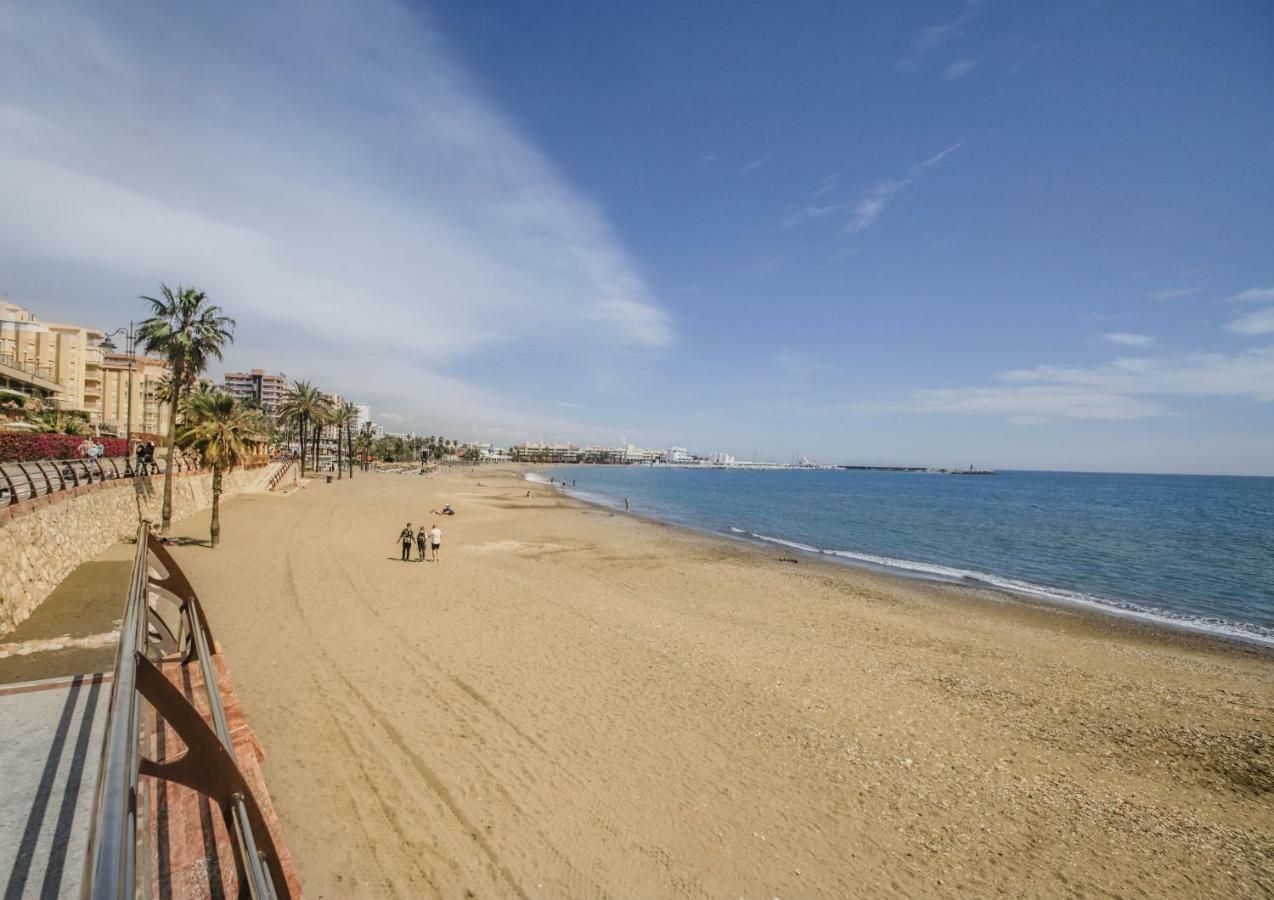 Fantanstico Apartamento Sobre El Mar Benalmádena Exterior foto